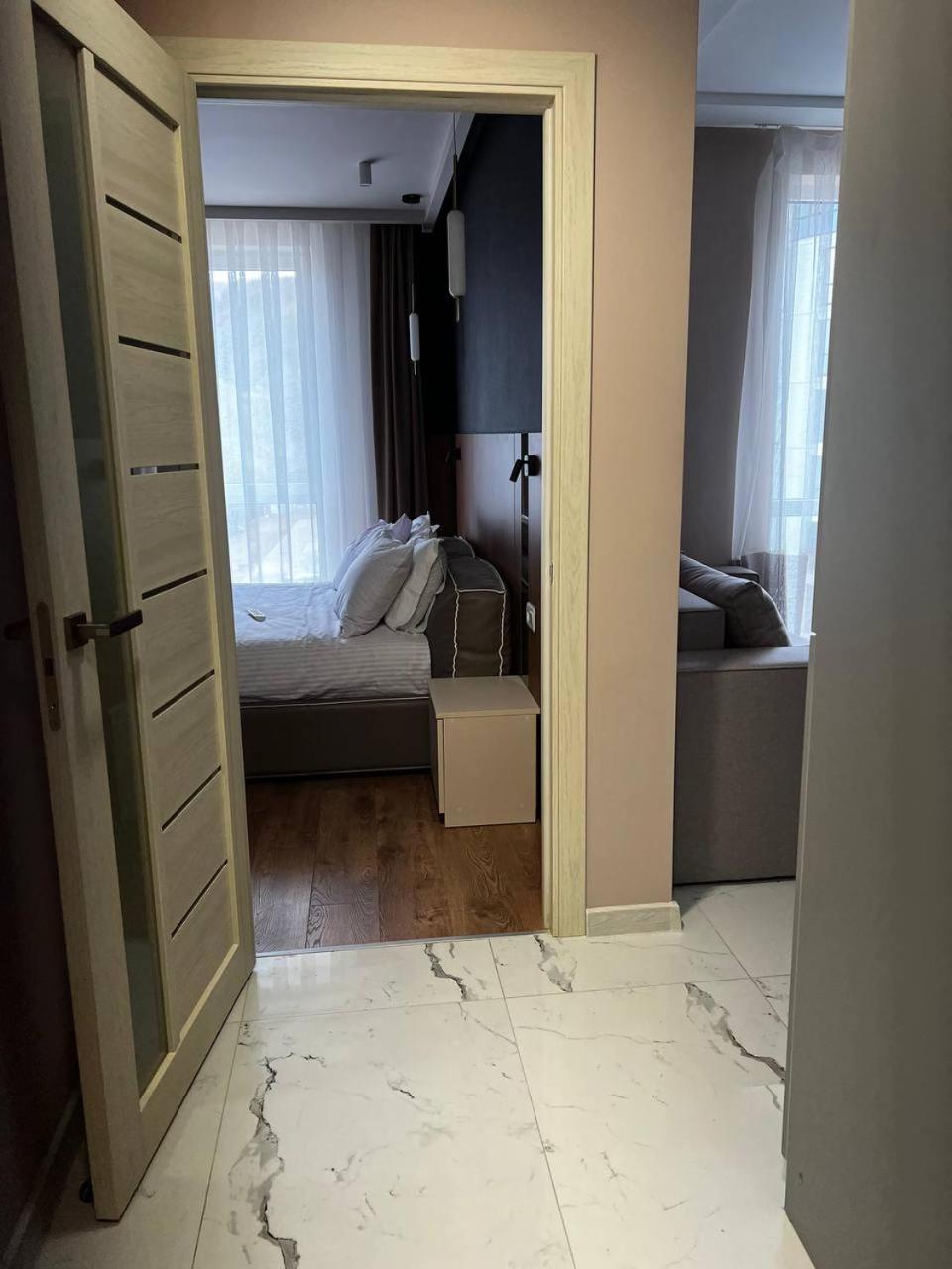 Апартаменти Sunvi В Жк Сонячний Квартал Golubinoye Exteriér fotografie